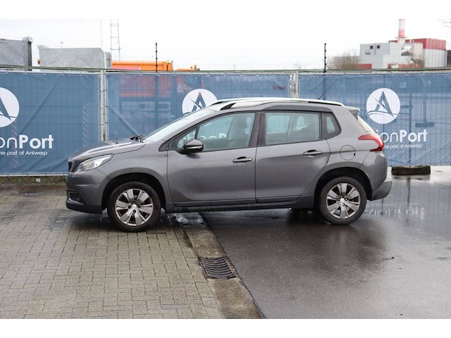 Personenauto peugeot 2008 benzine 82pk 2018 (marge) - afbeelding 1 van  1