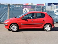 Personenauto peugeot 206 benzine 110pk 2004 (marge)