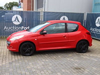 Personenauto peugeot 206+ benzine 75pk 2010