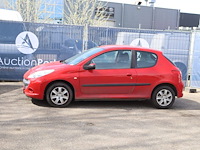 Personenauto peugeot 206 benzine 75pk 2010 - afbeelding 1 van  1