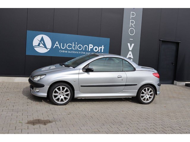 Personenauto peugeot 206cc benzine 109pk 2002 - afbeelding 1 van  1