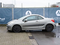 Personenauto peugeot 207cc benzine 120pk 2009 (marge)