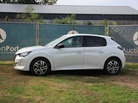 Personenauto peugeot 208 benzine 101pk
