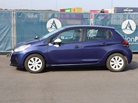 Personenauto peugeot 208 benzine 68pk 2016 (marge)