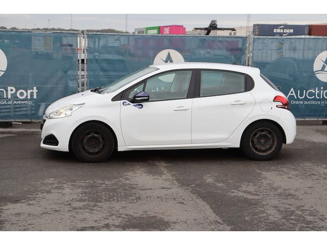 Personenauto peugeot 208 benzine 68pk 2017 (marge) - afbeelding 1 van  1