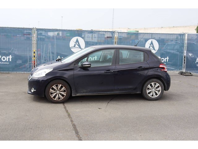 Personenauto peugeot 208 benzine 82pk 2013 (marge) - afbeelding 1 van  1