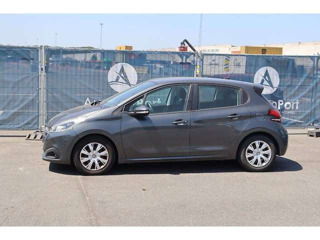 Personenauto peugeot 208 benzine 82pk 2015 (marge) - afbeelding 1 van  1
