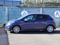Personenauto peugeot 208 benzine 82pk 2017 (marge)