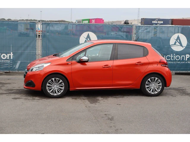 Personenauto peugeot 208 benzine 82pk 2017 (marge) - afbeelding 1 van  1