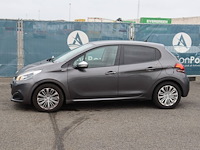Personenauto peugeot 208 benzine 82pk 2018 (marge) - afbeelding 1 van  1