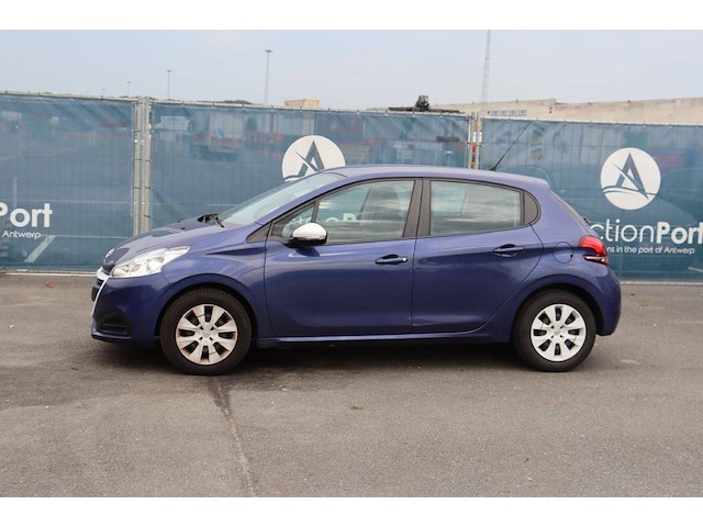 Personenauto peugeot 208 diesel 75pk 2017 (marge) - afbeelding 1 van  1