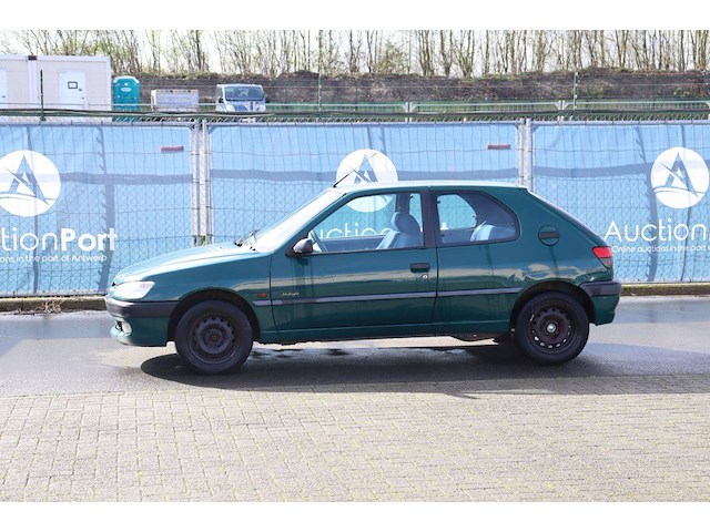 Personenauto peugeot 306 benzine 75pk (marge) - afbeelding 1 van  1