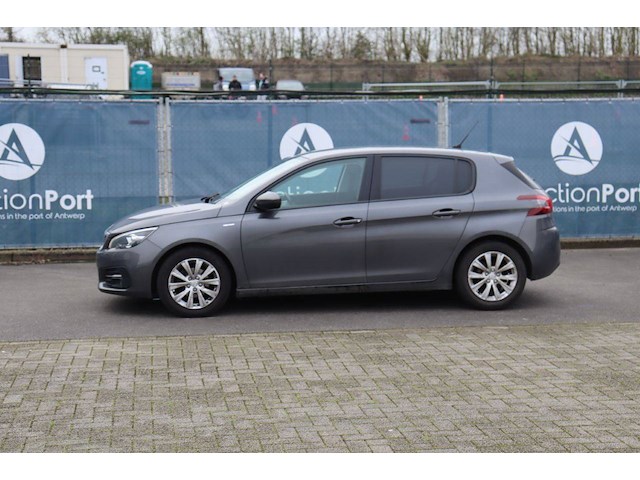 Personenauto peugeot 308 benzine 110pk 2019 (marge) - afbeelding 1 van  1