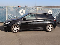 Personenauto peugeot 308 benzine 82pk 2017 (marge)