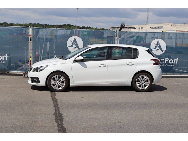 Personenauto peugeot 308 diesel 102pk 2018 (marge) - afbeelding 1 van  1