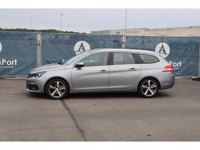Personenauto peugeot 308 diesel 130pk 2018 (marge) - afbeelding 1 van  1