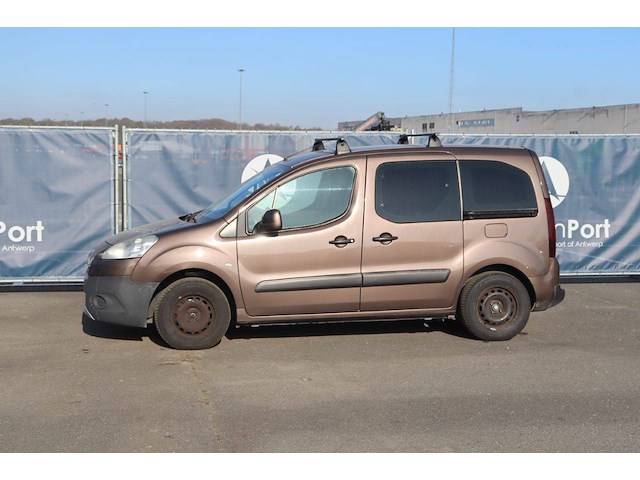 Personenauto peugeot partner benzine 98pk 2013 (marge) - afbeelding 1 van  1