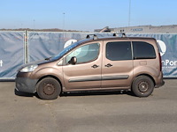 Personenauto peugeot partner benzine 98pk 2013 (marge)