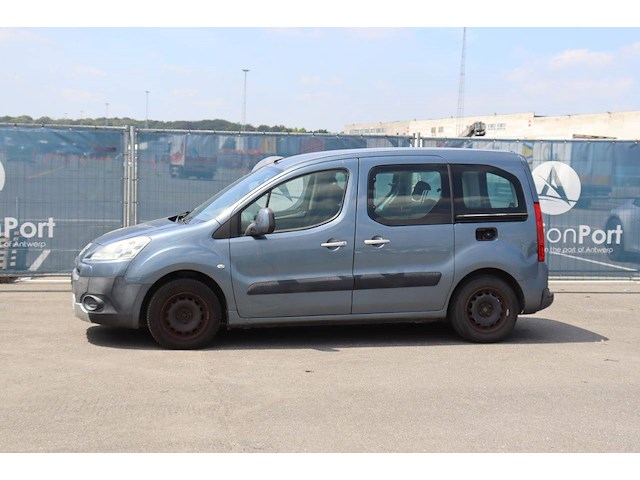 Personenauto peugeot partner tepee benzine 90pk 2010 (marge) - afbeelding 1 van  1