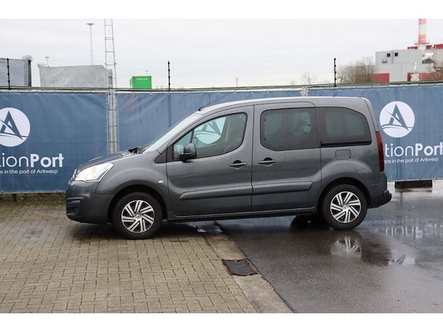 Personenauto renault berlingo benzine 110pk 2016 (marge) - afbeelding 1 van  1
