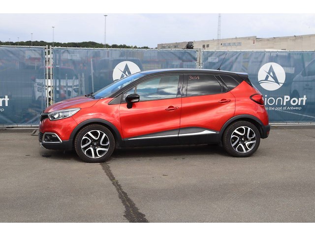 Personenauto renault captur benzine 90pk 2015 (marge) - afbeelding 1 van  1