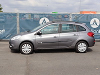 Personenauto renault clio benzine 101pk 2010 (marge) - afbeelding 1 van  1