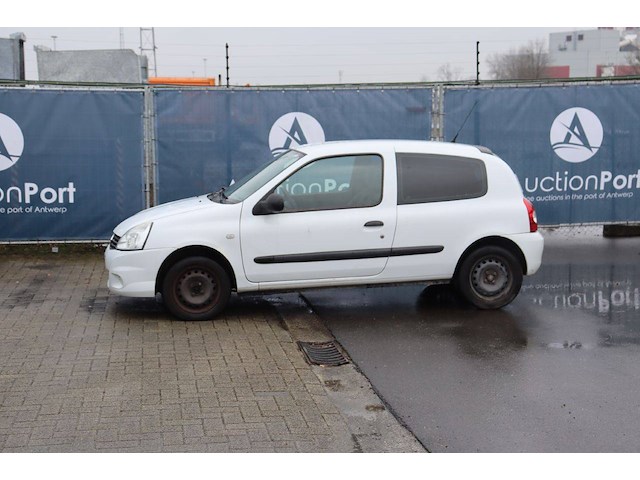 Personenauto renault clio benzine 59pk 2009 (marge) - afbeelding 1 van  1