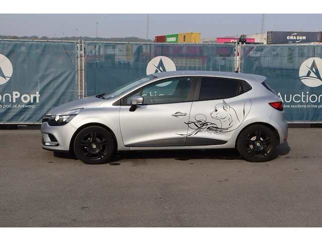 Personenauto renault clio benzine 74pk 2018 (marge) - afbeelding 1 van  1