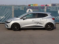 Personenauto renault clio benzine 74pk 2018 (marge)