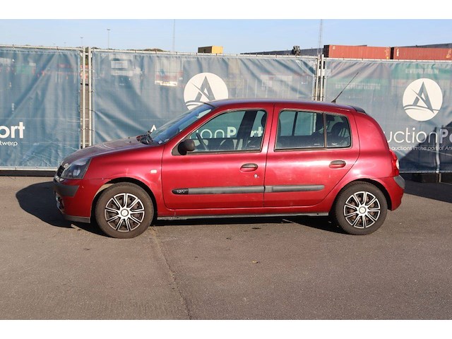 Personenauto renault clio benzine 75pk 2003 (marge) - afbeelding 1 van  1