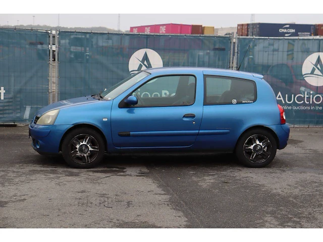 Personenauto renault clio benzine 75pk 2005 (marge) - afbeelding 1 van  1