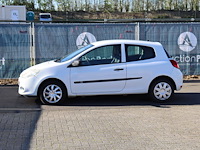Personenauto renault clio benzine 75pk 2010 (marge) - afbeelding 1 van  1