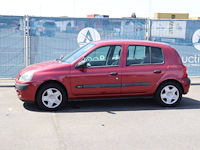 Personenauto renault clio benzine 75pk 2010 (marge) - afbeelding 1 van  1