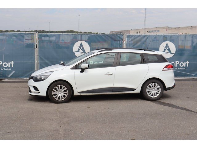 Personenauto renault clio benzine 77pk 2019 (marge) - afbeelding 1 van  1