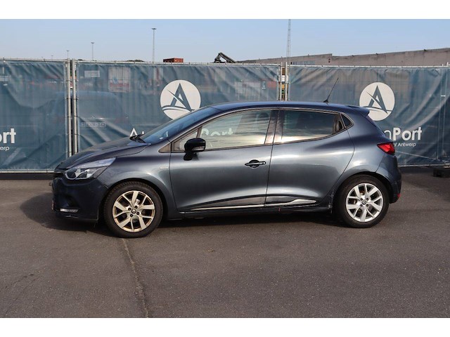 Personenauto renault clio benzine 90pk 2018 (marge) - afbeelding 1 van  1