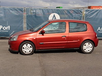 Personenauto renault clio diesel 65pk 2005 (marge) - afbeelding 1 van  1