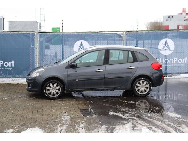 Personenauto renault clio diesel 68pk 2008 (marge) - afbeelding 1 van  1