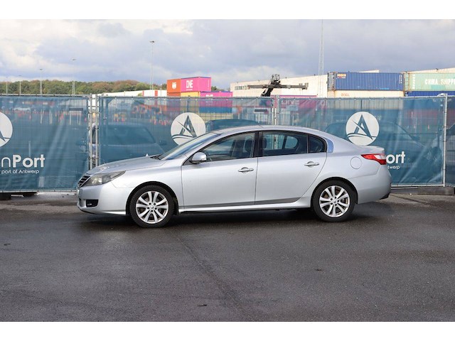 Personenauto renault latitude diesel 149pk 2012 (marge) - afbeelding 1 van  1