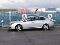 Personenauto renault latitude diesel 149pk 2012 (marge) - afbeelding 1 van  1