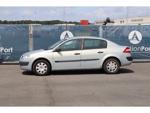 Personenauto renault megane benzine 113pk 2004 (marge) - afbeelding 1 van  1