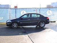 Personenauto renault mégane benzine 113pk 2005 (marge) - afbeelding 1 van  1