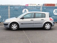 Personenauto renault megane diesel 98pk 2004 (marge)