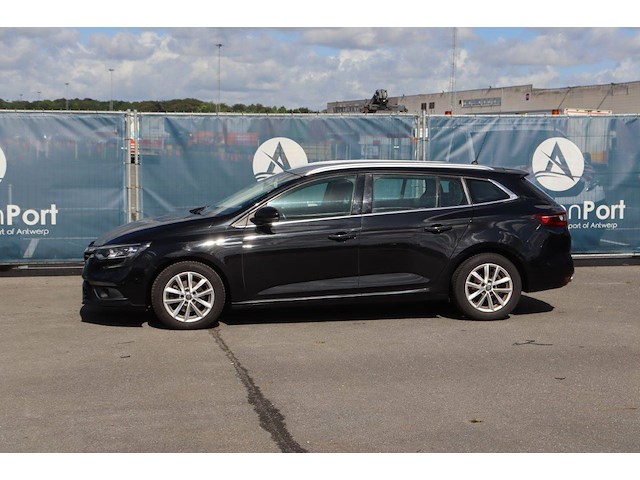 Personenauto renault mégane grandtour benzine 116pk 2019 (marge) - afbeelding 1 van  1