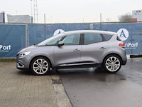 Personenauto renault scenic benzine 116pk 2017 (marge)