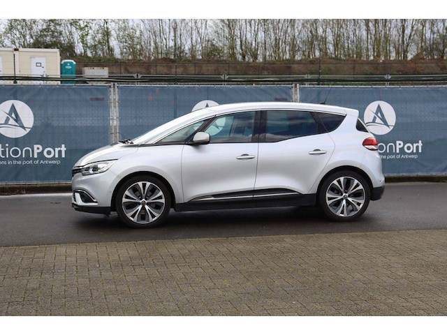 Personenauto renault scenic benzine 116pk 2019 (marge) - afbeelding 1 van  1