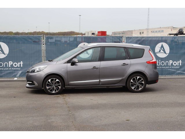 Personenauto renault scenic benzine 132pk 2016 (marge) - afbeelding 1 van  1