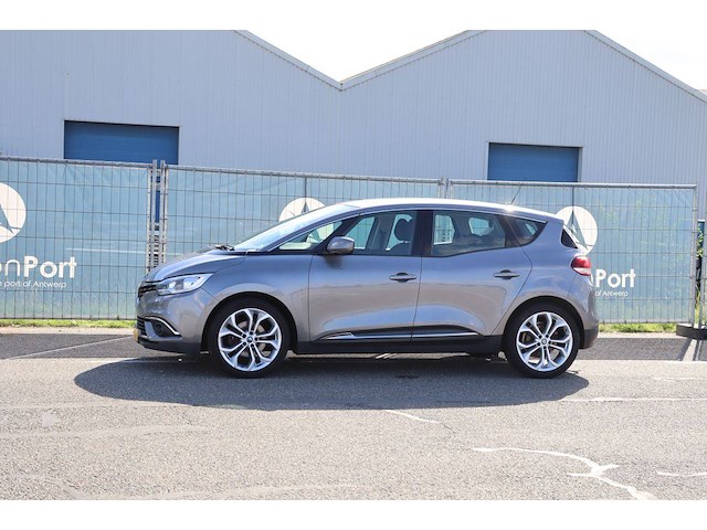 Personenauto renault scenic benzine 140pk 2018 - afbeelding 1 van  1