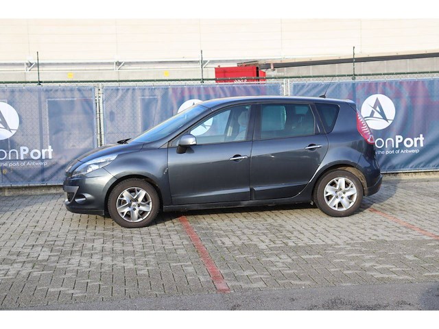 Personenauto renault scenic dci diesel 130pk 2012 (marge) - afbeelding 1 van  1