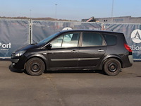 Personenauto renault scenic diesel 103pk 2009 (marge)