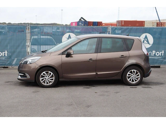 Personenauto renault scenic diesel 110pk 2013 (marge) - afbeelding 1 van  1